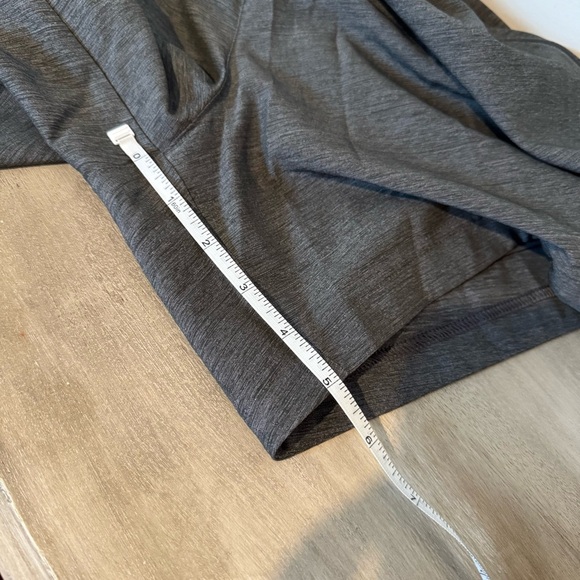 Adidas Aeroready Men’s Gray Athletic Lined Shorts drawstring 5” inseam Small - Picture 12 of 13